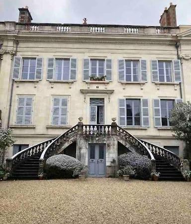 Apartmán Atypique Chevreul Angers Exteriér fotografie